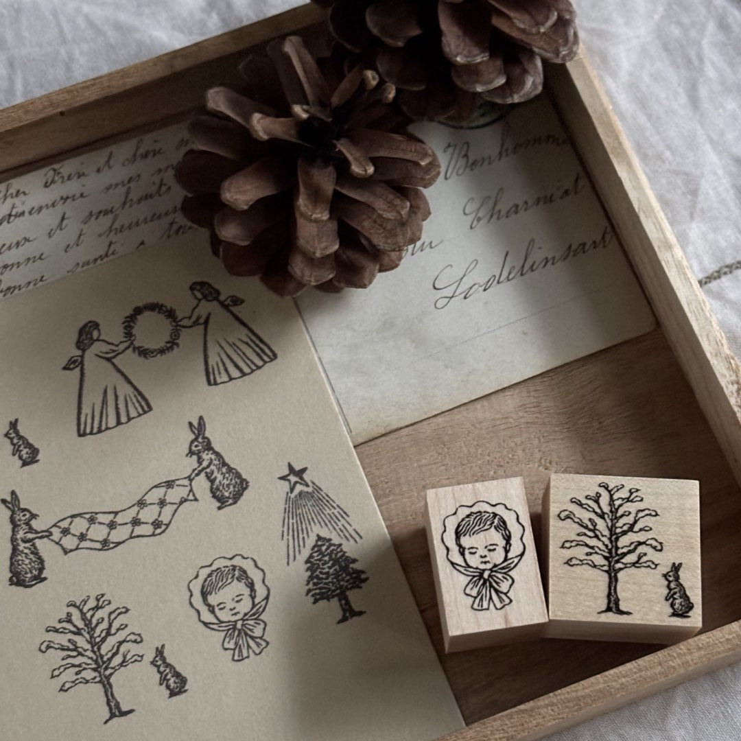 眠る赤ちゃんのスタンプ